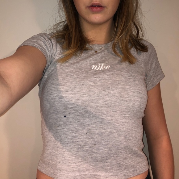Vintage nike grey crop top! Size xs - Picture 2 of 3